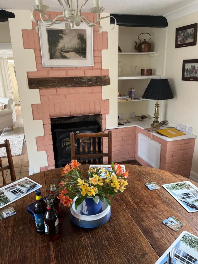 Field Cottage Whittlesey ภายนอก รูปภาพ